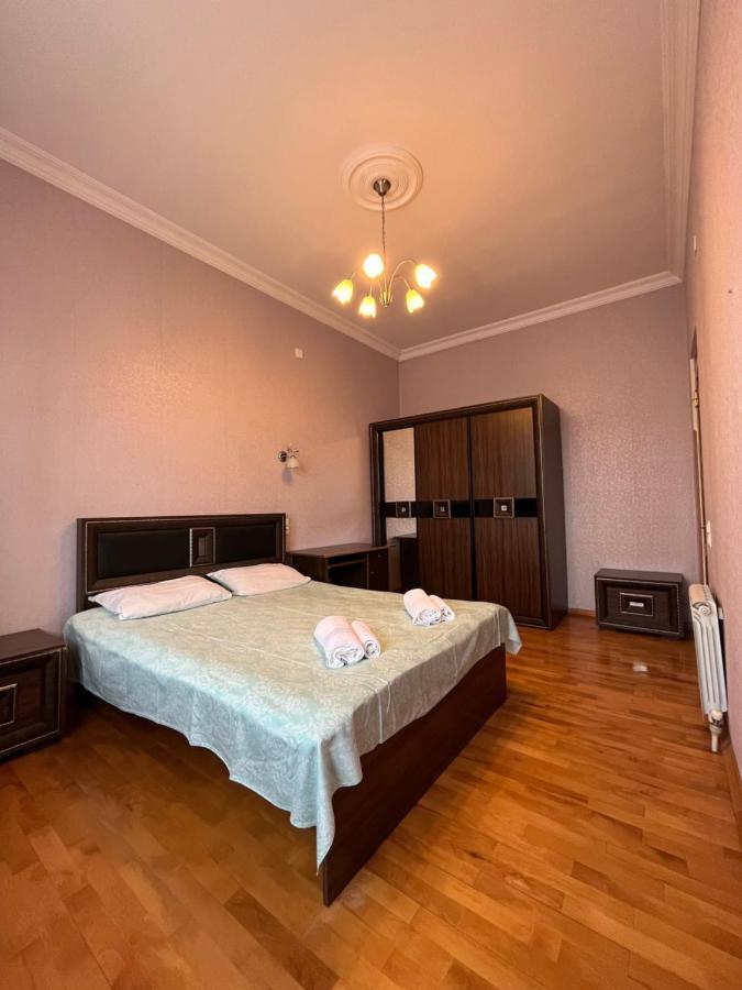 House On Ganja Street Hotel Kutaiszi Kültér fotó